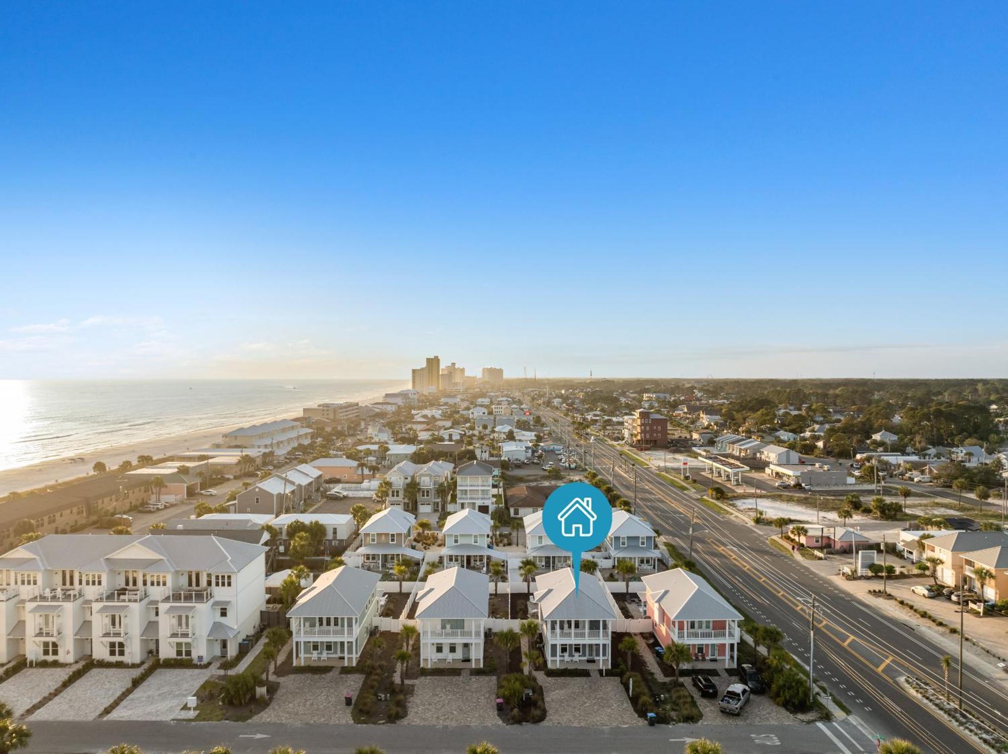 Holiday home Fabulous Modern House - 4br, 35ba: Pool/beach View & Access/balcony